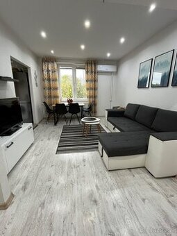 Kompletne zrekonštruovaný 3 izbový byt - zariadený, 63,68 m2