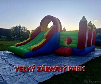 Skákací hrad,  bublifuk, cukrová vata,  párty stan