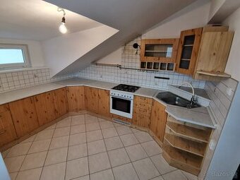 Kuchynská linka, nábytok a spotrebiče