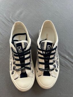 Dior tenisky 38
