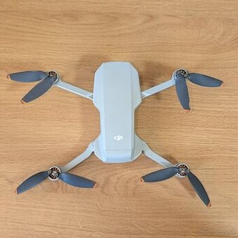DJI Mini 2 SE odlomený gimbal