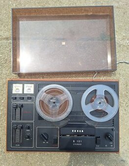 Tesla B 101 stereo
