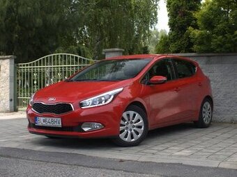 Kia ceed 1,4 cvvt 73kw 6m MY2015 GOLD