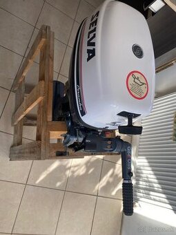 Motor Selva 9,9 koňa