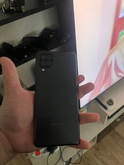 Samsung galaxy a 12 + motorola