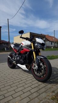 Triumph speed triple R 1050 / mozna vymena