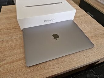 MacBook Air 2020 13" Intel i7 16 GB RAM 256 GB SSD