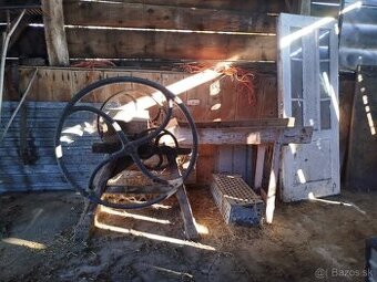 Sekacka na travu / zihlavu