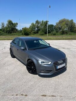 Audi a3 1.6TDI S-Tronic 2015