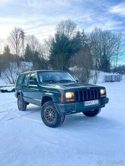 Predám JEEP CHEROKEE XJ 2,5