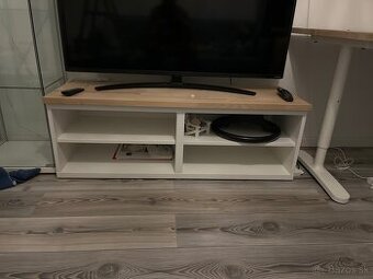 TV stolík IKEA Besta