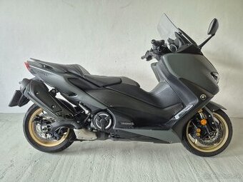 YAMAHA TMAX 560