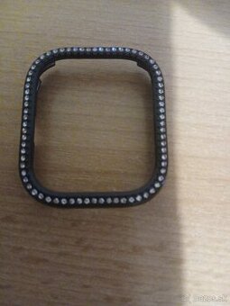 ozdobný rámik na smart hodinky