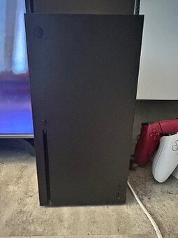 Výkonný Xbox Series X + 3 ovládače (vrátane Elite Series 2)