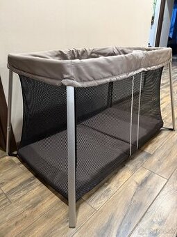 Detská ohrádka / cestovná postieľka