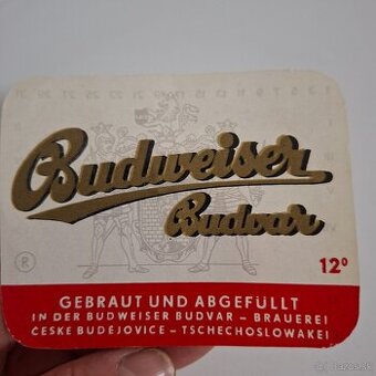 Starodávne nálepky na pivové fľaše Budvar Budweiser