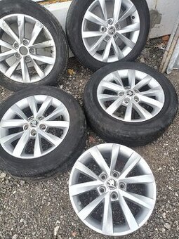 5ks alu disky orig. Skoda 5x112 r16