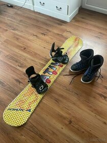 Snowboard a topánky - 1