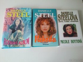 2knihy od autorky Danielle Steel + životopis Danielle Steel