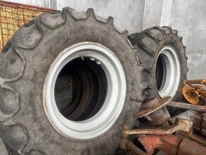 Zetor 25 pneumatiky 11,25-24 a 14,9-24 a 340/85-R24