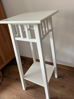 IKEA malý biely odkladací stolík