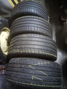 MICHELIN R18
