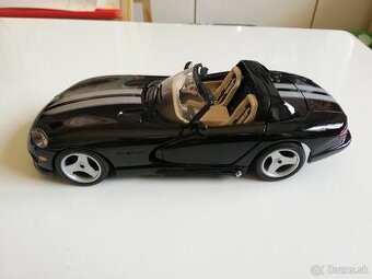 1:18 DODGE Viper