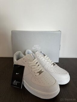 EU41 Tenisky Nike AirForce 1 Low White