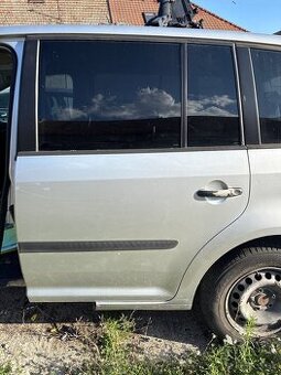 VW touran ľavé zadné dvere