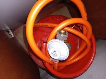 PLYNOVA BOMBA 10KG,PRIVODOVA HADICA.
