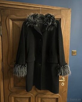 Čierna bunda, velkost 40, M/L, vlna a kašmír