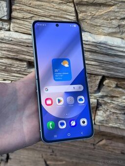 Samsung Galaxy Z Flip 6 Modrý