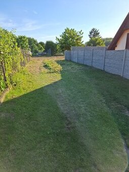 Stavebný pozemok na výstavby rodinného domu 950 m2