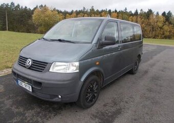 Volkswagen Transporter 2,5TDI 96 KW nafta manuál 96 kw