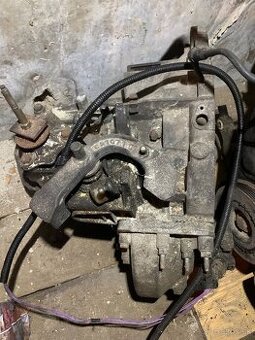 Predám prevodovku Peugeot 406