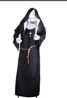 Strasidelna figurina zivotnej velkosti na haloween