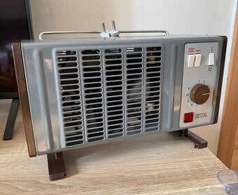 REZERVOVANÉ - ETA teplovzdušný ventilátor