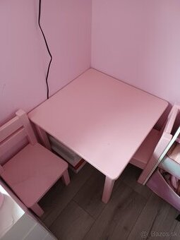 Detsky stolik
