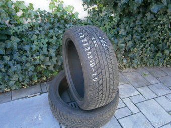 Predám 2x zimné pneu Bridgestone RSC 225/45 R18 95HXL