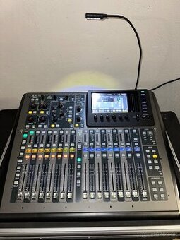 BEHRINGER COMPACT x32