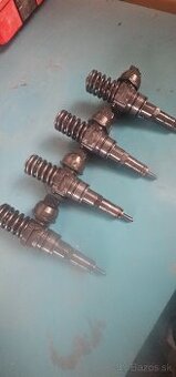 Vstrekovače BOSCH 0414720215