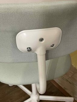 Kancelárska stolička