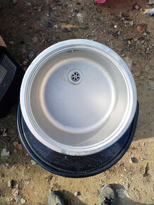 NEREZOVY, KUCHYNSKY DRES,UMYVADLO