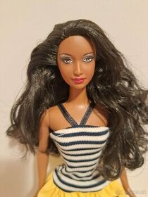 Na predaj zberatelska Barbie Holiday 2012