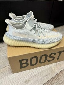Yeezy boost 350 Cloud white