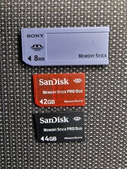 Pamäťové karty Memorystick. PSP, PS.
