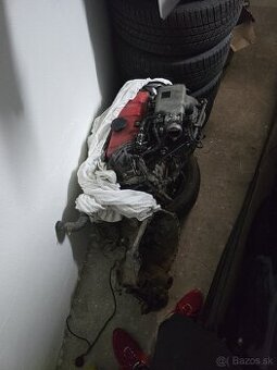 Motor peugeot 106
