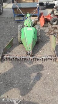 Predám malotraktor s kosačkou