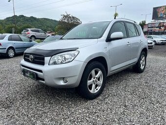 Toyota RAV4 2.2 D-4D 135 Terra
