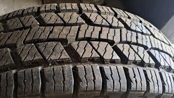 2 ks Offroad pneu 235/75 r15